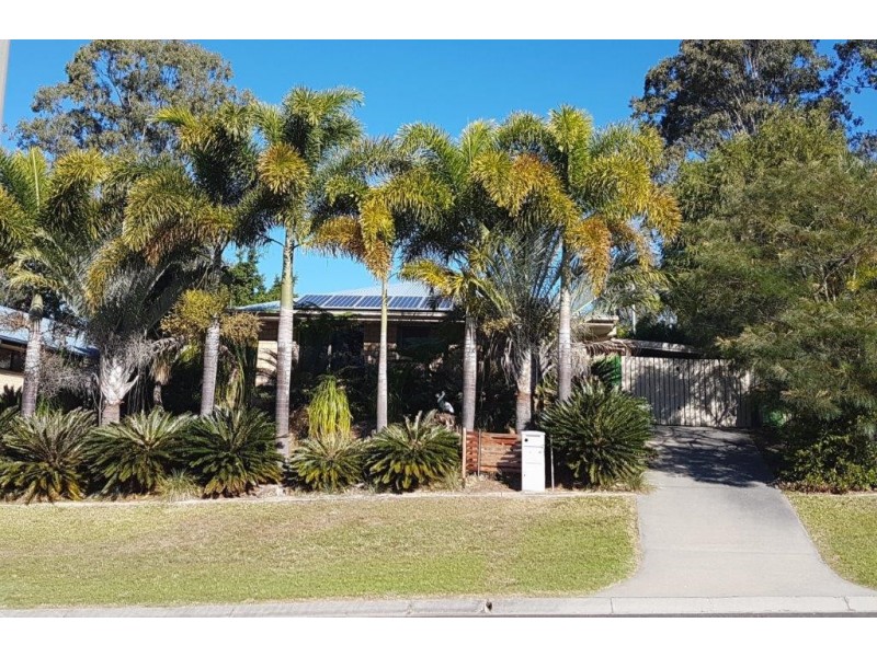 35 Gympie View Dr, Southside QLD 4570