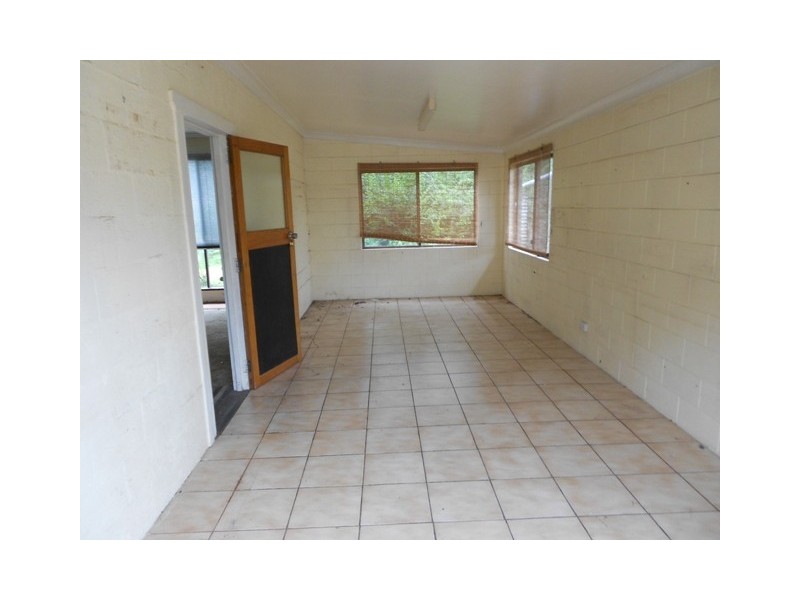 30 Allarado Ct, Tamaree QLD 4570