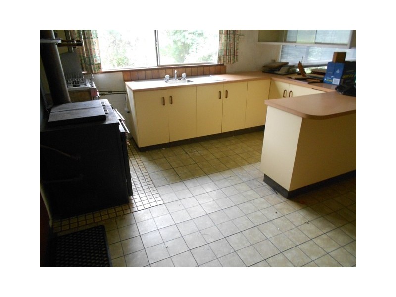 30 Allarado Ct, Tamaree QLD 4570