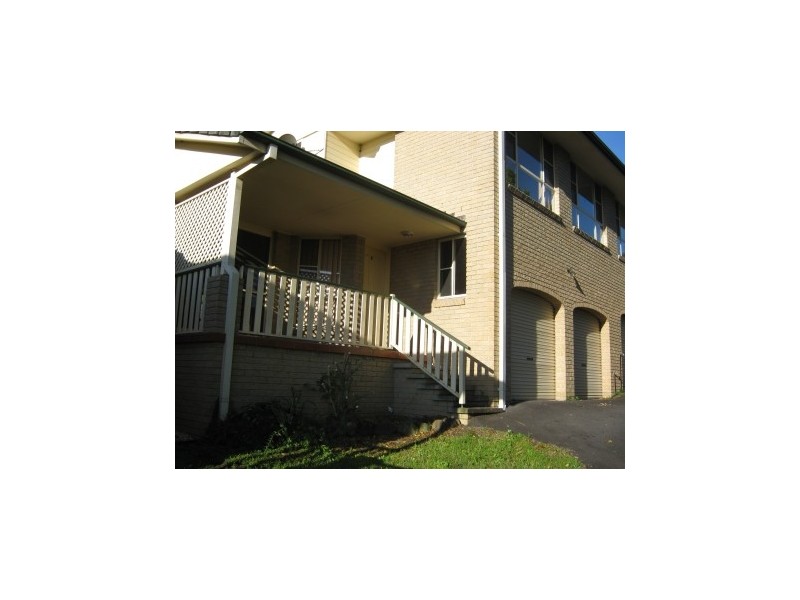 Unit 2 / 5 Parkwalk Drive, Lismore Heights NSW 2480