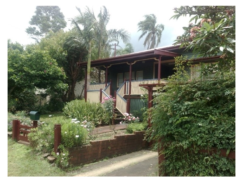 12 Oakley Avenue, East Lismore NSW 2480