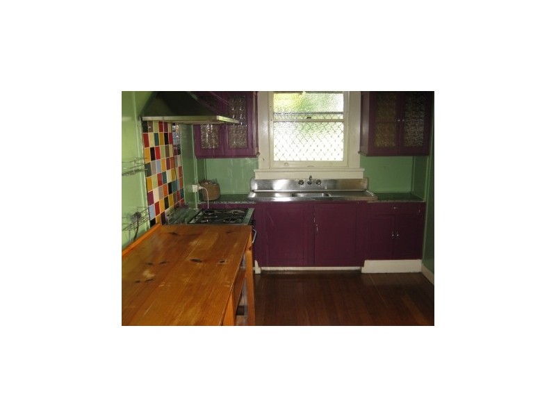 12 Oakley Avenue, East Lismore NSW 2480