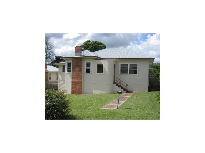 39 OAKLEY AVENUE, East Lismore NSW 2480