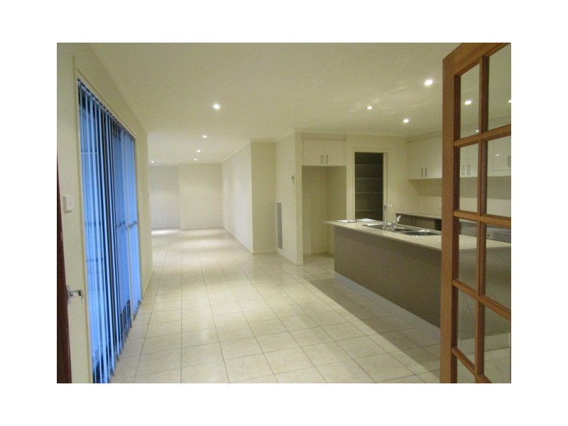 59 Hutchison Street, Queanbeyan NSW 2620