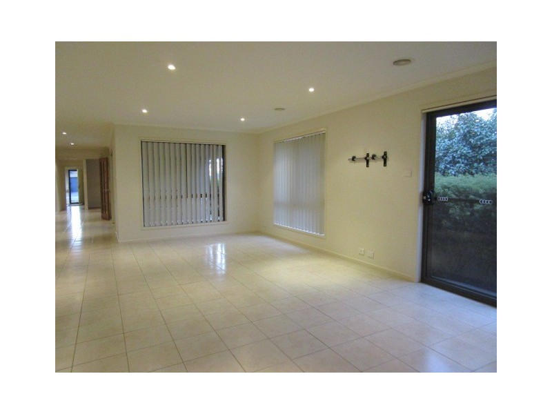 59 Hutchison Street, Queanbeyan NSW 2620