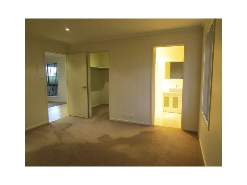 59 Hutchison Street, Queanbeyan NSW 2620