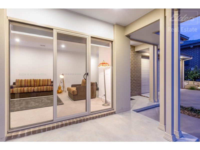 21 Insley Street, Googong NSW 2620