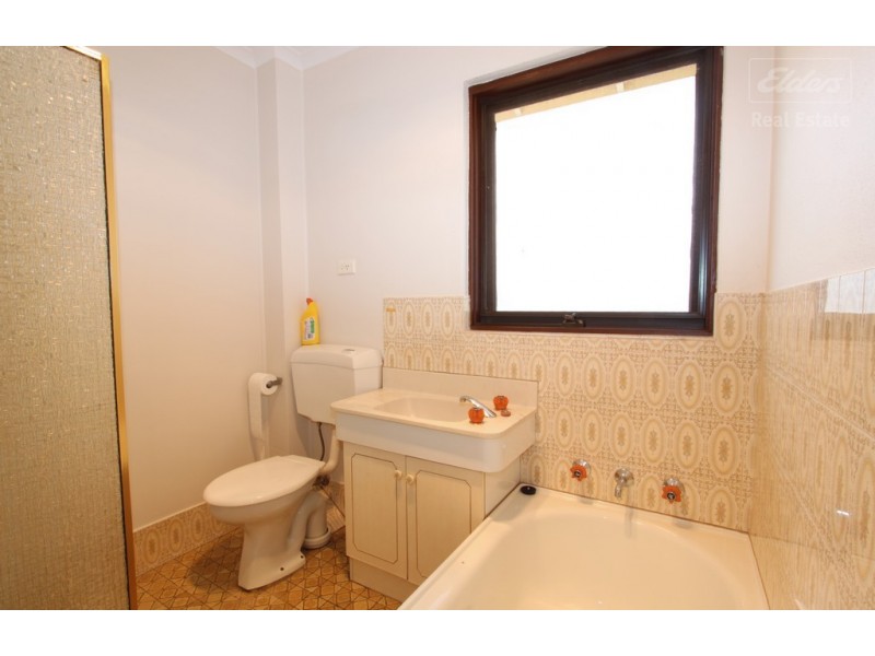 8/16 Broughton Place, Queanbeyan NSW 2620