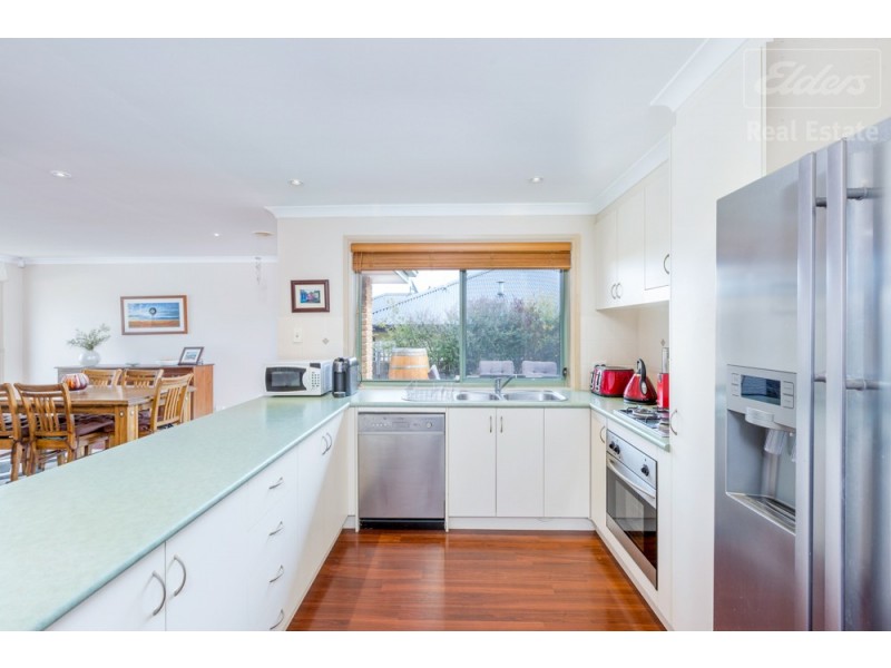 9 Northcliffe Place, Queanbeyan East NSW 2620
