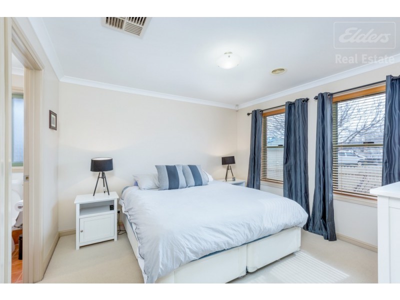 9 Northcliffe Place, Queanbeyan East NSW 2620