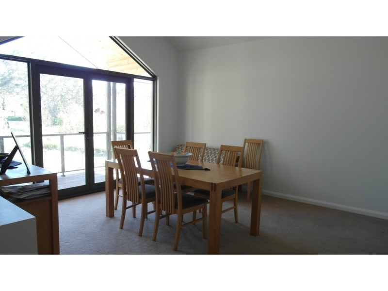 12 Staunton Place, Googong NSW 2620