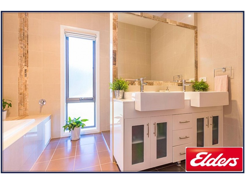 12 Staunton Place, Googong NSW 2620