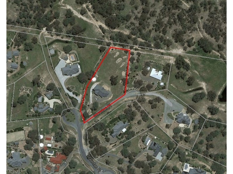 12 Staunton Place, Googong NSW 2620