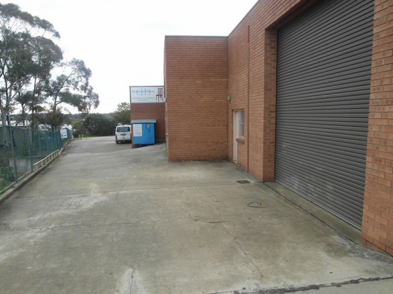 2A/5 Aurora Avenue, Queanbeyan East NSW 2620