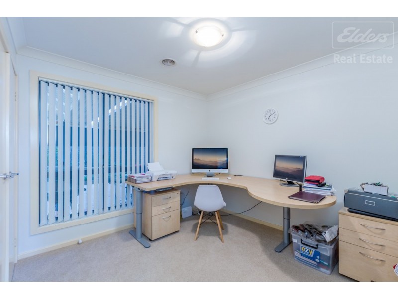 1 Minda Place, Jerrabomberra NSW 2619