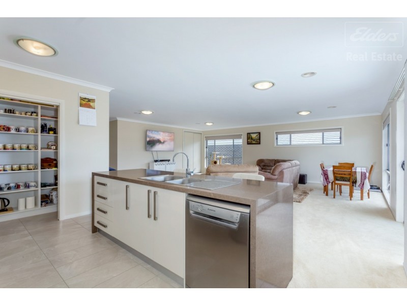 31 Bonarba Link, Googong NSW 2620