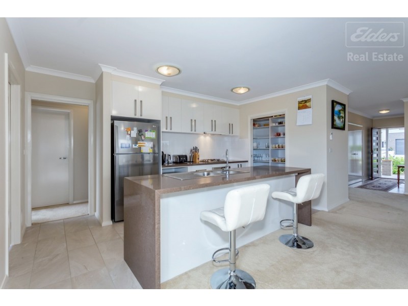 31 Bonarba Link, Googong NSW 2620