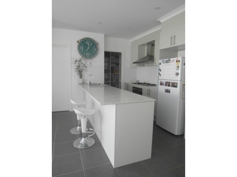 9 Jack Street, Googong NSW 2620