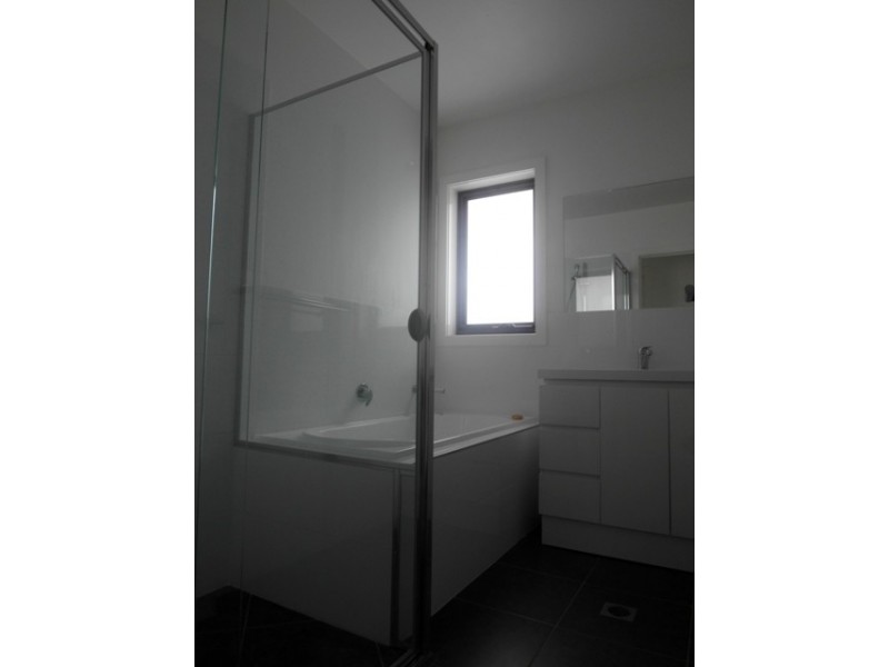 9 Jack Street, Googong NSW 2620