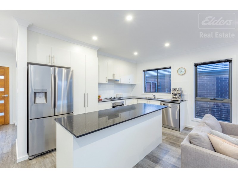 7 Carl Street, Googong NSW 2620