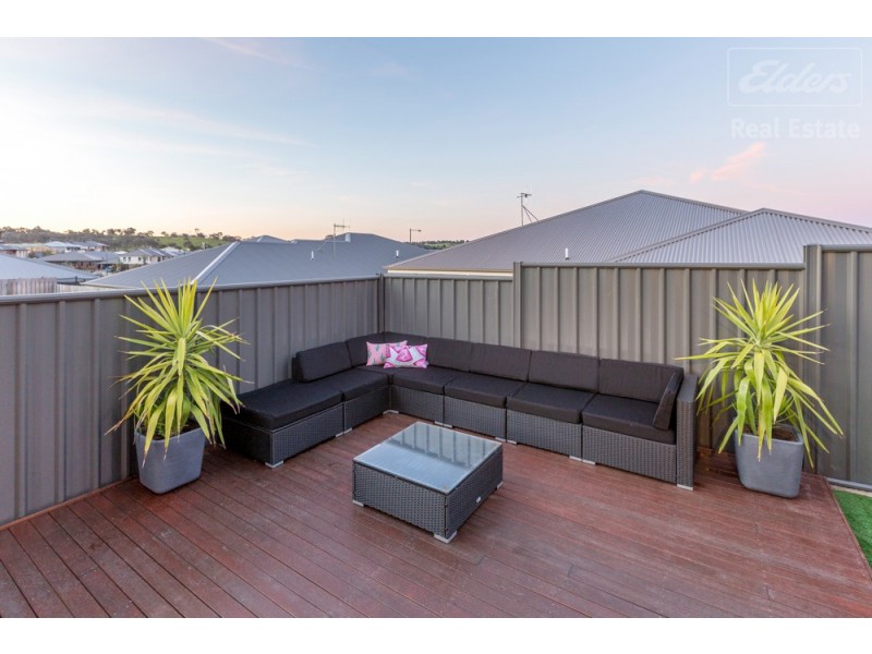 7 Carl Street, Googong NSW 2620