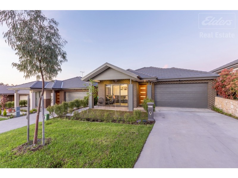 7 Carl Street, Googong NSW 2620