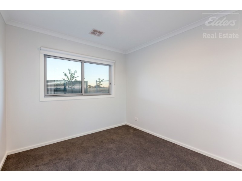 24 Keyte Street, Googong NSW 2620