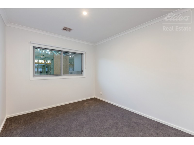 24 Keyte Street, Googong NSW 2620