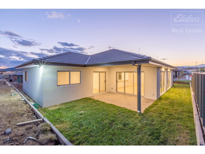 24 Keyte Street, Googong NSW 2620