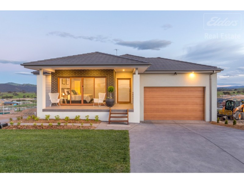 12 Aitken Street, Googong NSW 2620