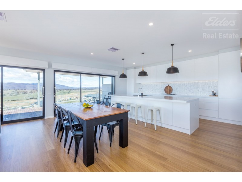 12 Aitken Street, Googong NSW 2620