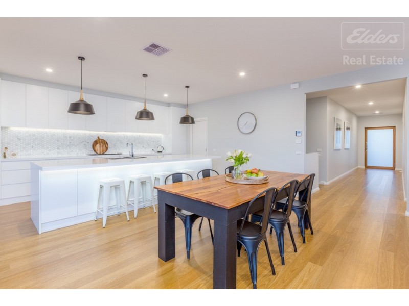 12 Aitken Street, Googong NSW 2620