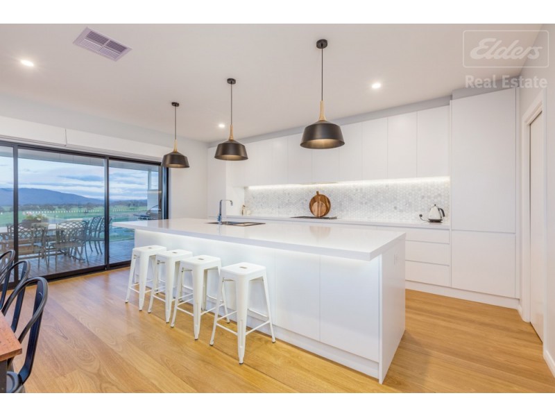 12 Aitken Street, Googong NSW 2620