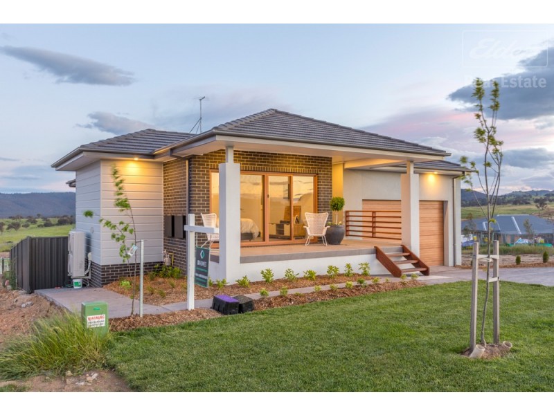 12 Aitken Street, Googong NSW 2620