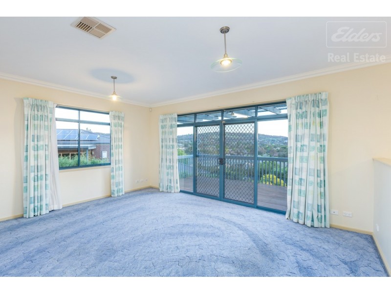 7 Kalang Place, Jerrabomberra NSW 2619