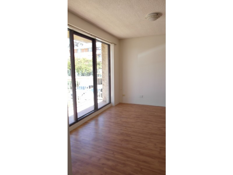 4/5 Crest Road, Crestwood NSW 2620