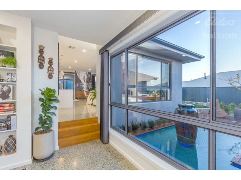 29 Baxter Loop, Googong NSW 2620