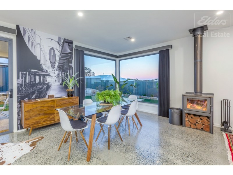 29 Baxter Loop, Googong NSW 2620