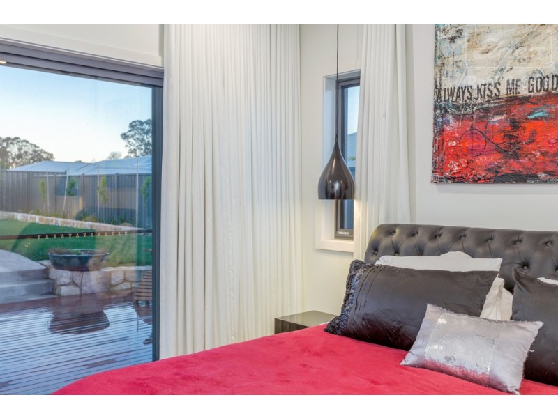 29 Baxter Loop, Googong NSW 2620