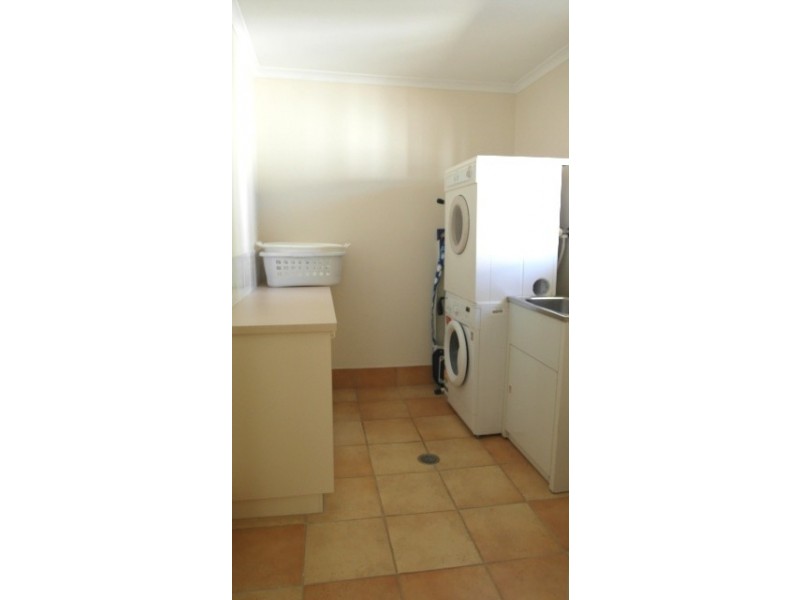 1/5 O’Hanlon Road, Queanbeyan NSW 2620