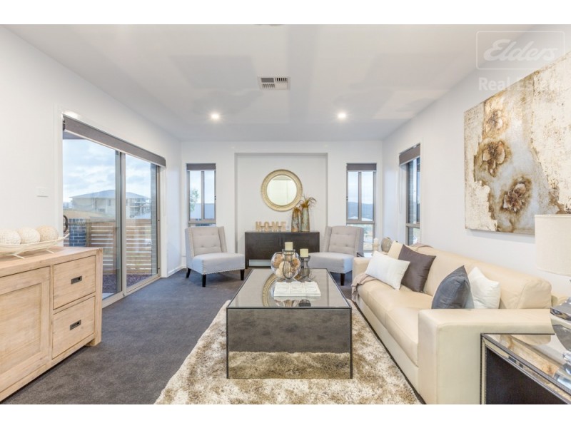 7 Hawke Street, Googong NSW 2620