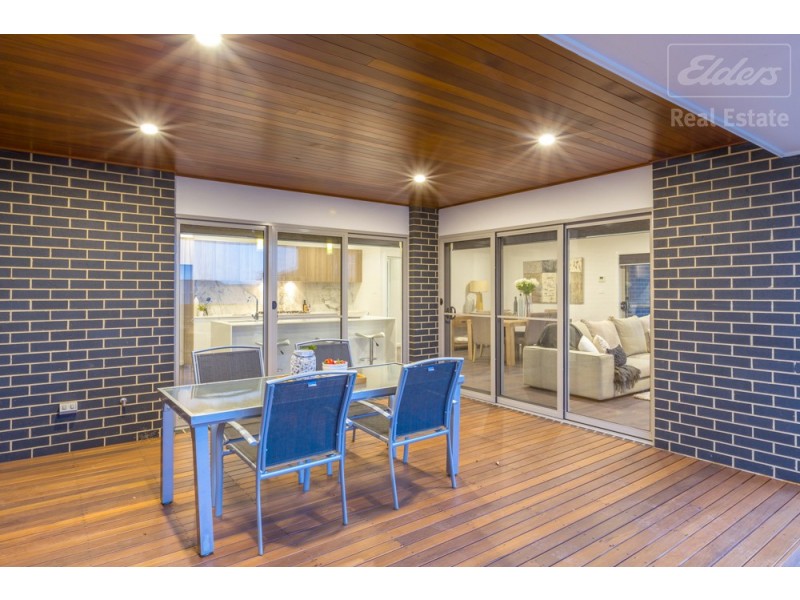 7 Hawke Street, Googong NSW 2620