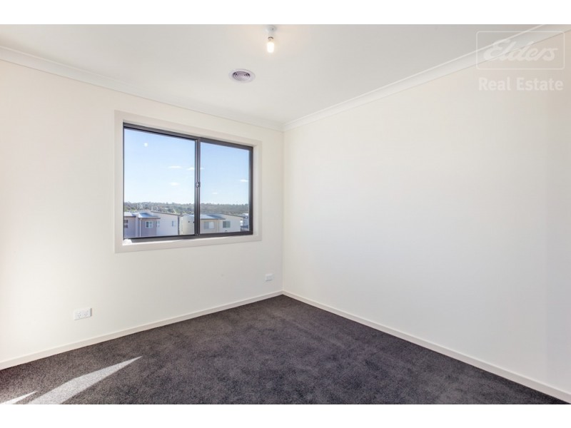 58 Caragh Avenue, Googong NSW 2620