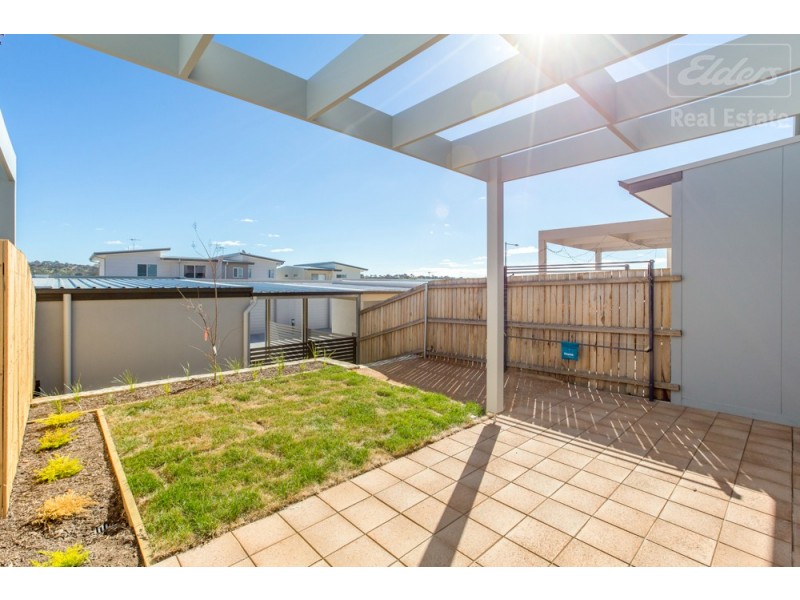 58 Caragh Avenue, Googong NSW 2620
