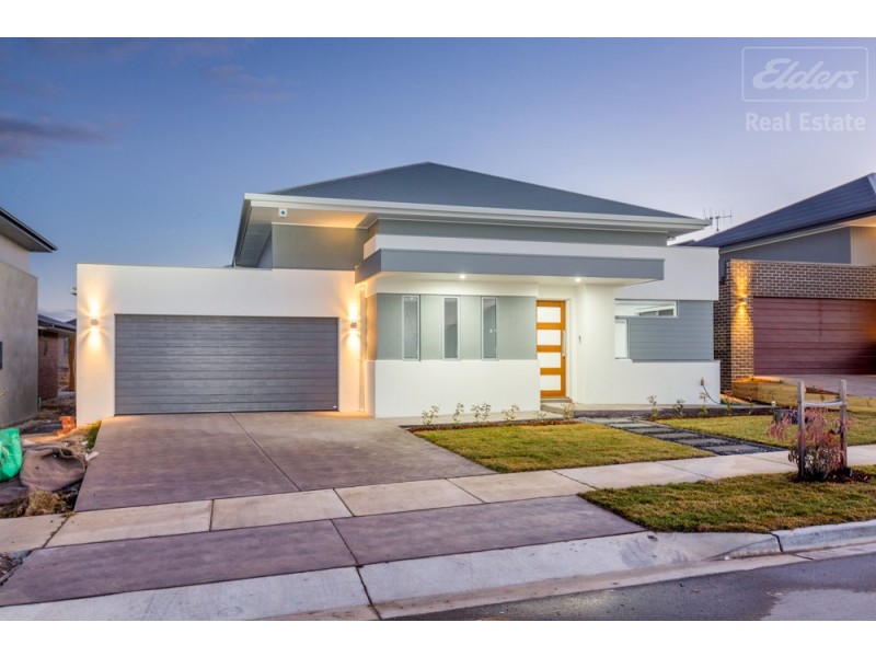 12 Tyrrell Street, Googong NSW 2620