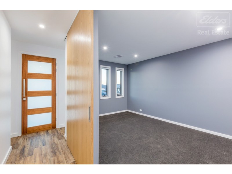 12 Tyrrell Street, Googong NSW 2620