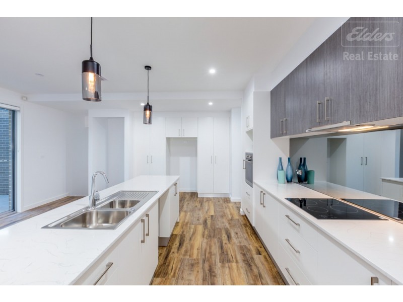 12 Tyrrell Street, Googong NSW 2620