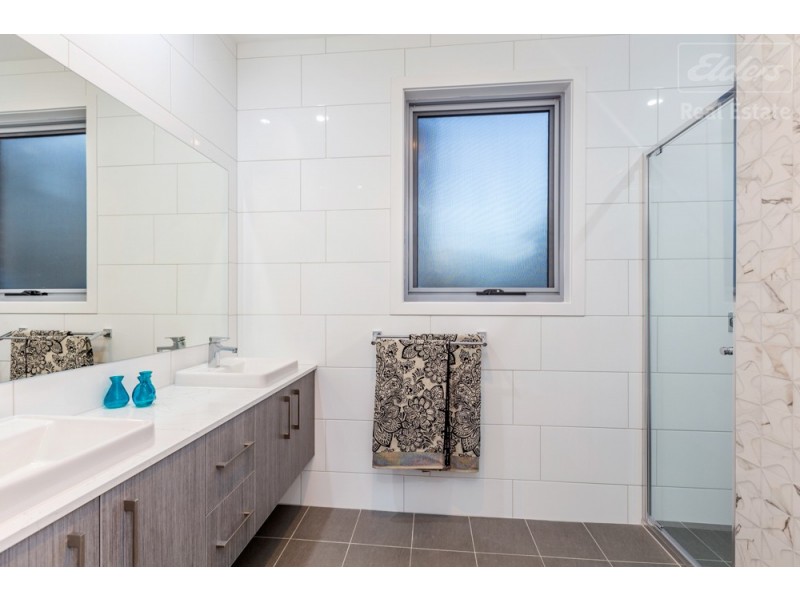 12 Tyrrell Street, Googong NSW 2620