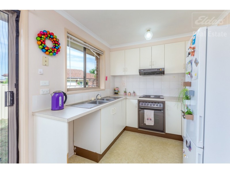 1/53 Walker Crescent, Jerrabomberra NSW 2619