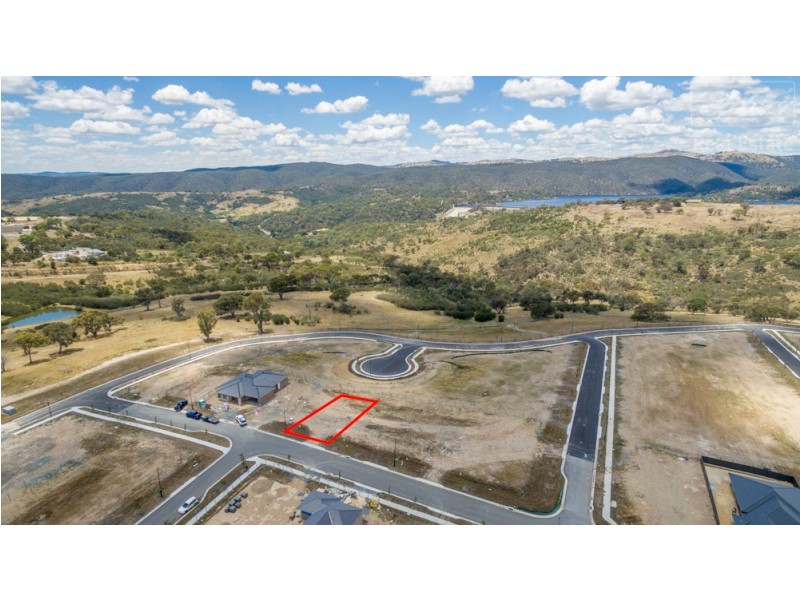 20 McLean Street, Googong NSW 2620